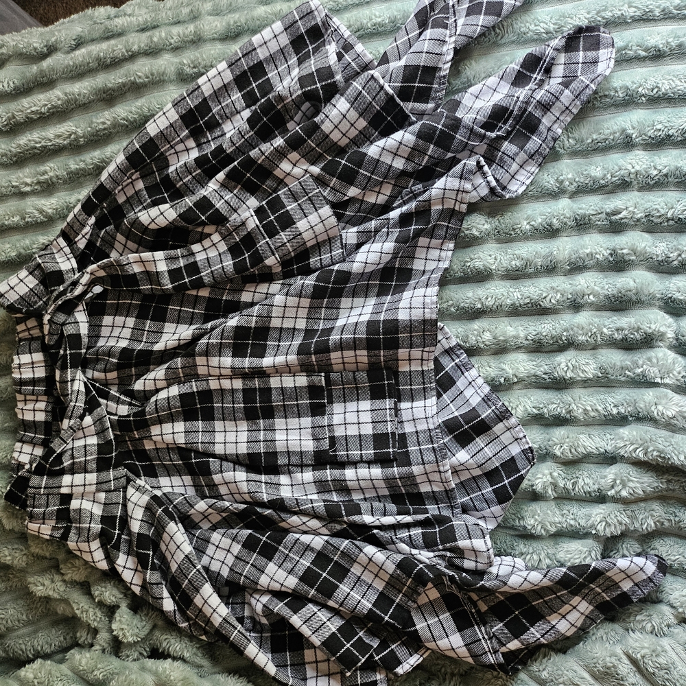 Asymmetrical Black and White Plaid Skirt